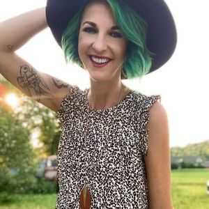 Meet your Posher, Kelli